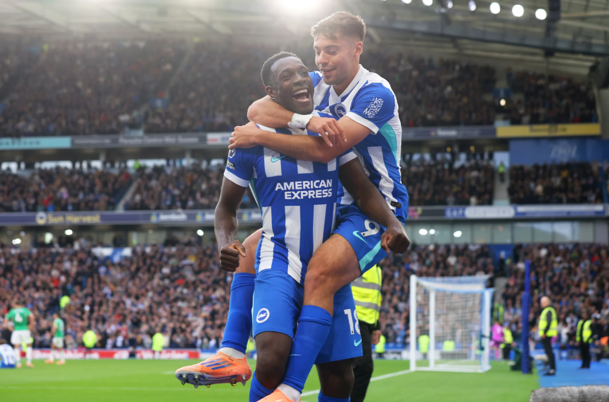 三队球迷共同欢呼！韦尔贝克谈双响绝杀：感恩桑德兰岁月，坚守初心终回巅峰